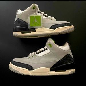 Jordan 3 chlorophyll very good condition